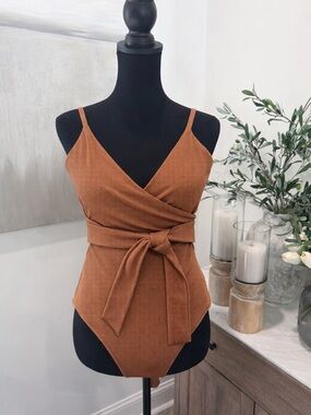 NWOT Textured Wrap One-Piece Swimsuit in Warm Brown